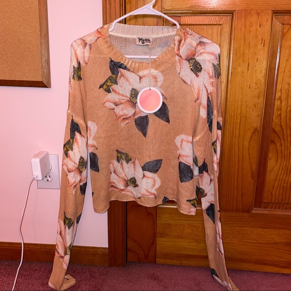 Show Me Your Mumu cropped varsity sweater in Sweet Magnolia Knit- NWT - Picture 2 of 4